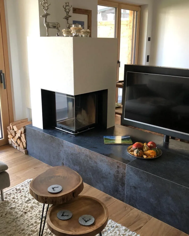 651402202210124121758711413071999